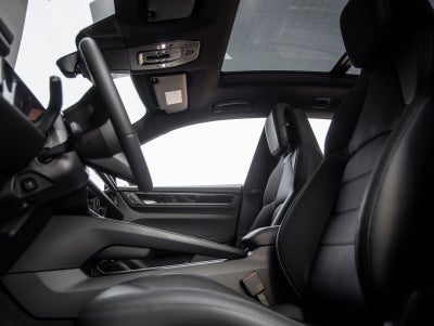 2026 Porsche Macan Macan 4 Electric