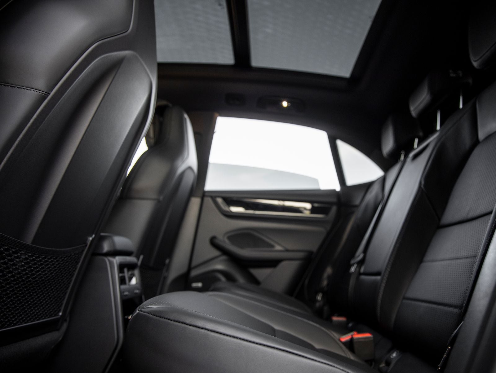 2026 Porsche Macan Macan 4 Electric