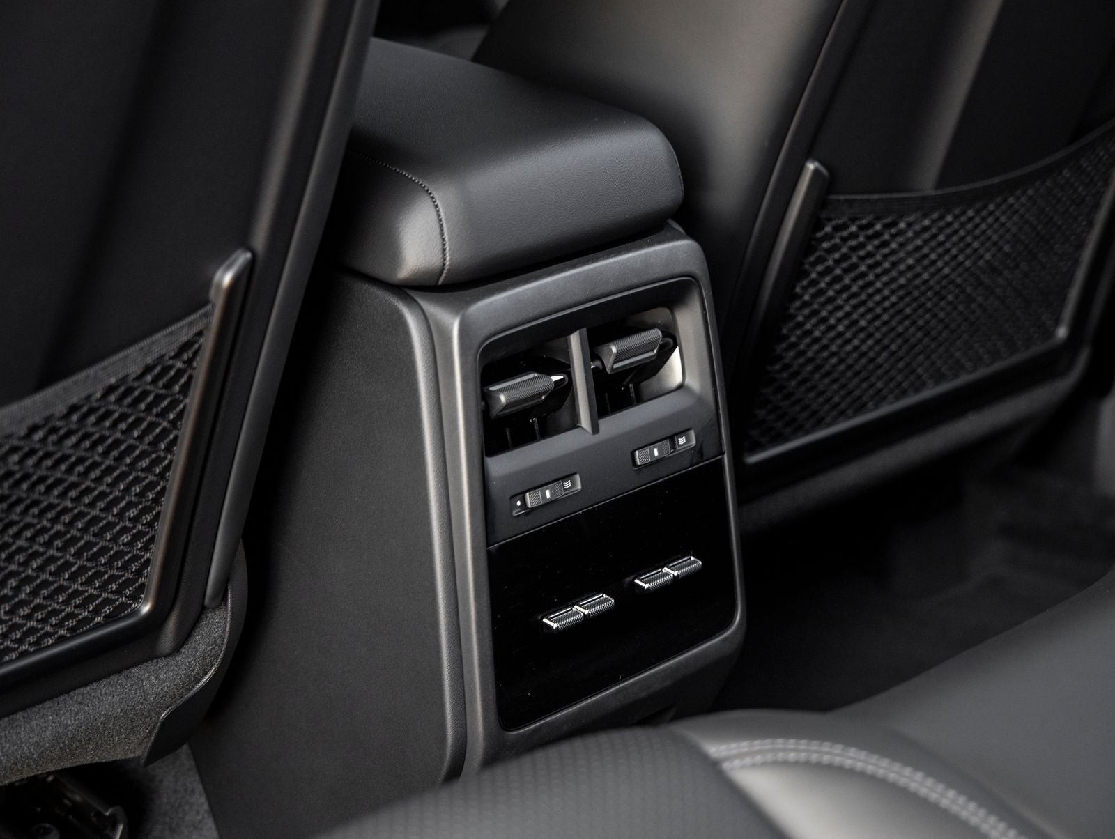 2026 Porsche Macan Macan 4 Electric