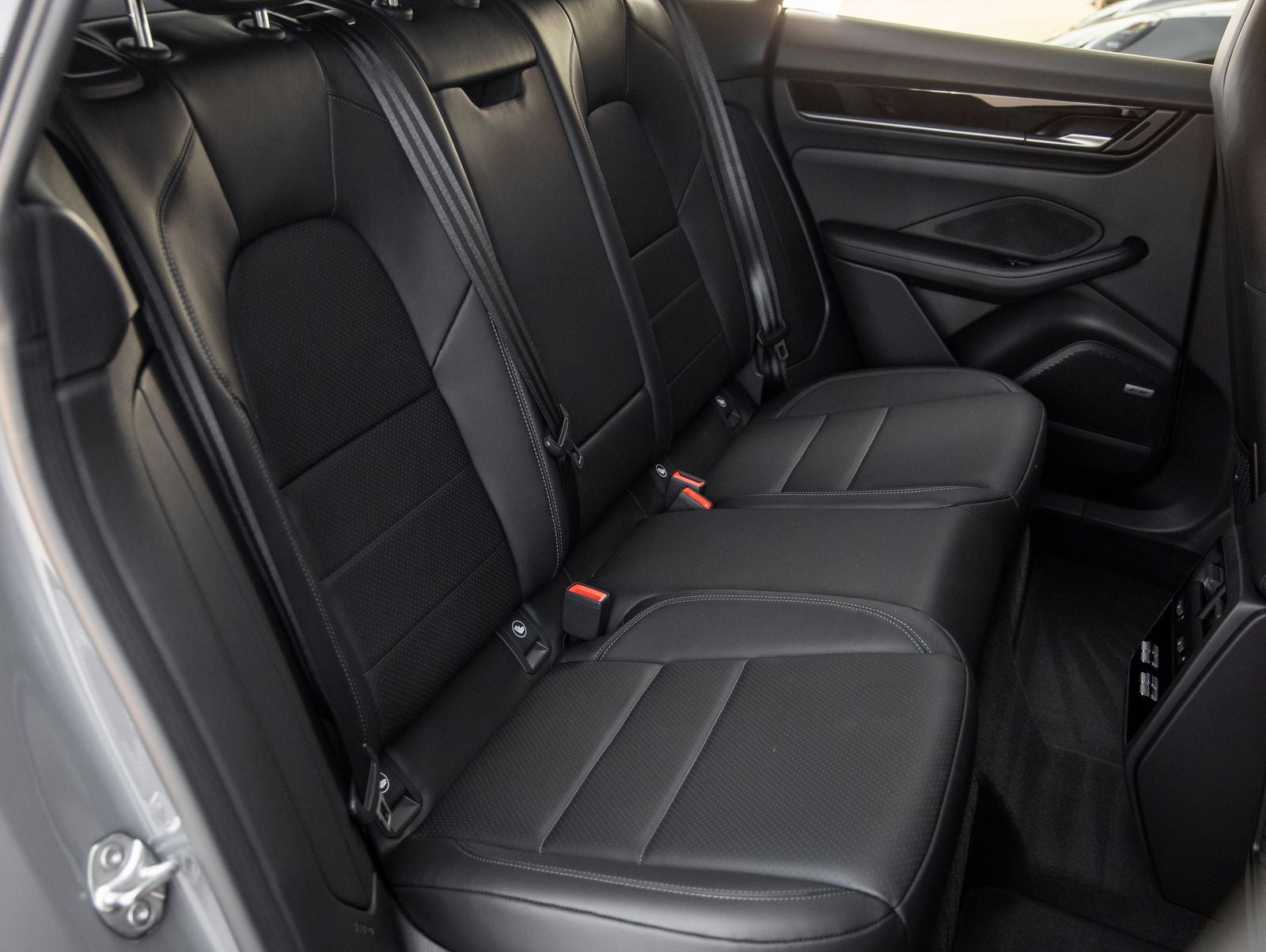 2026 Porsche Macan Macan 4 Electric