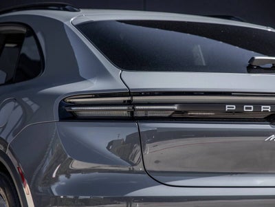 2026 Porsche Macan Macan 4 Electric