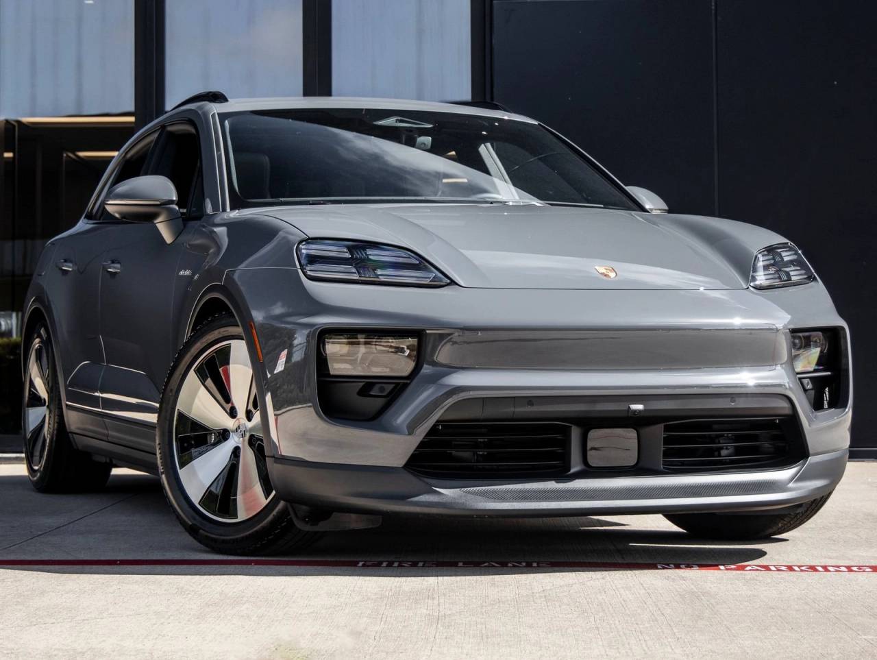 2026 Porsche Macan Macan 4 Electric