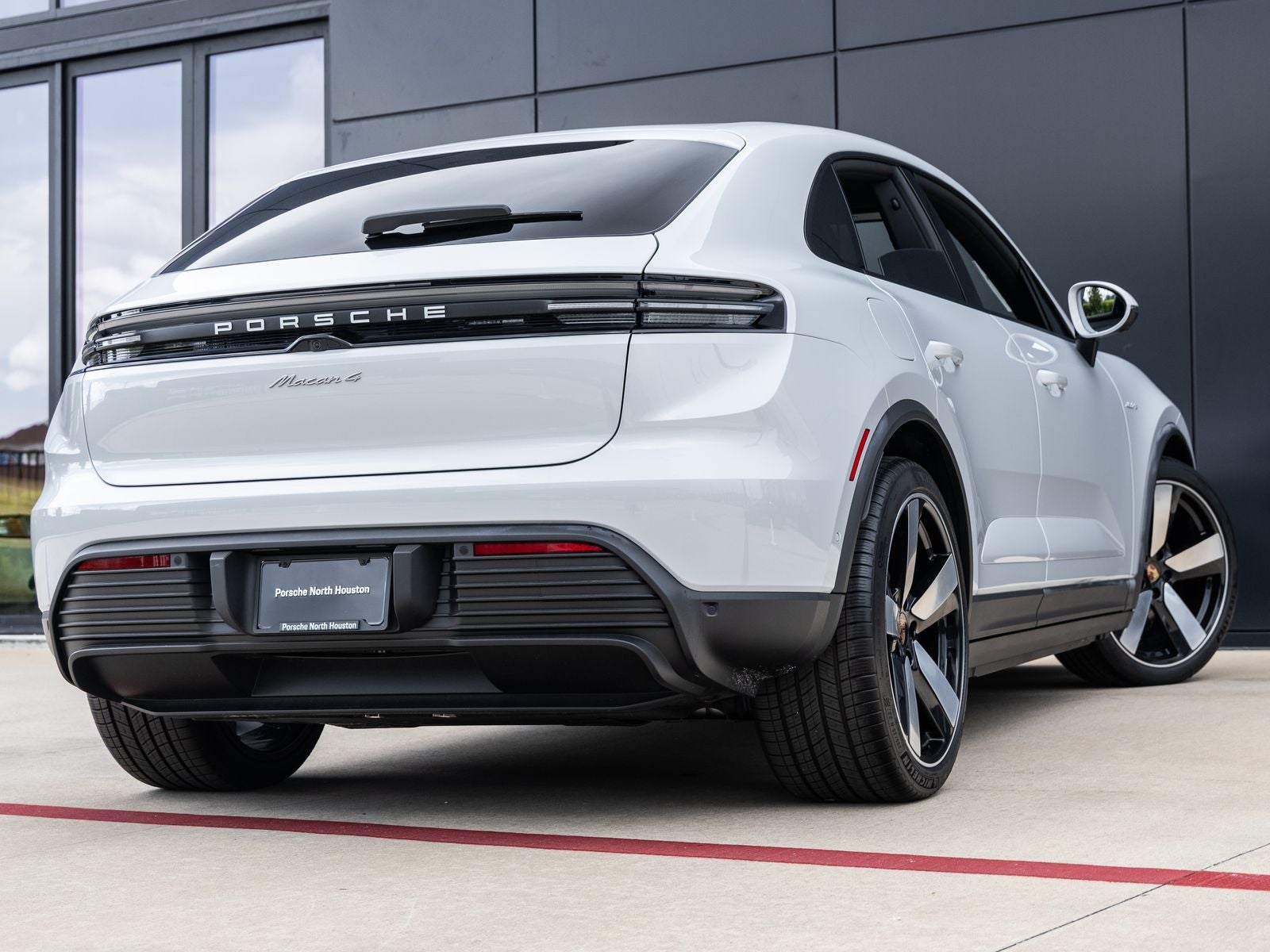 2025 Porsche Macan Electric Macan 4 Electric