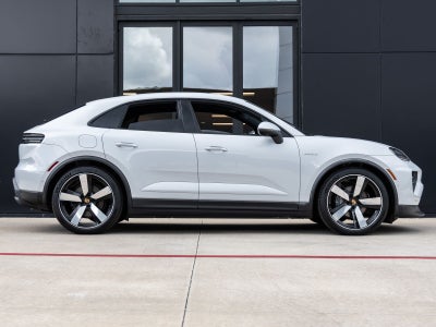 2025 Porsche Macan Electric Macan 4 Electric