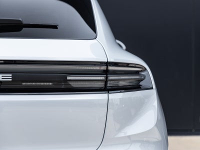 2025 Porsche Macan Electric Macan 4 Electric