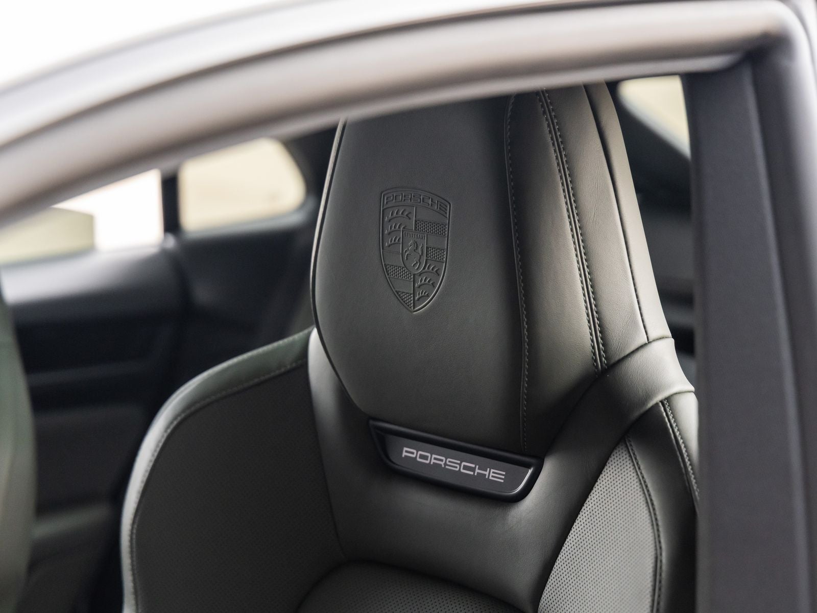 2025 Porsche Macan Electric Macan 4 Electric