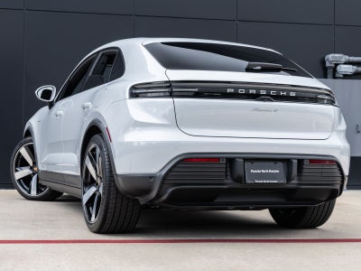 2025 Porsche Macan Electric Macan 4 Electric