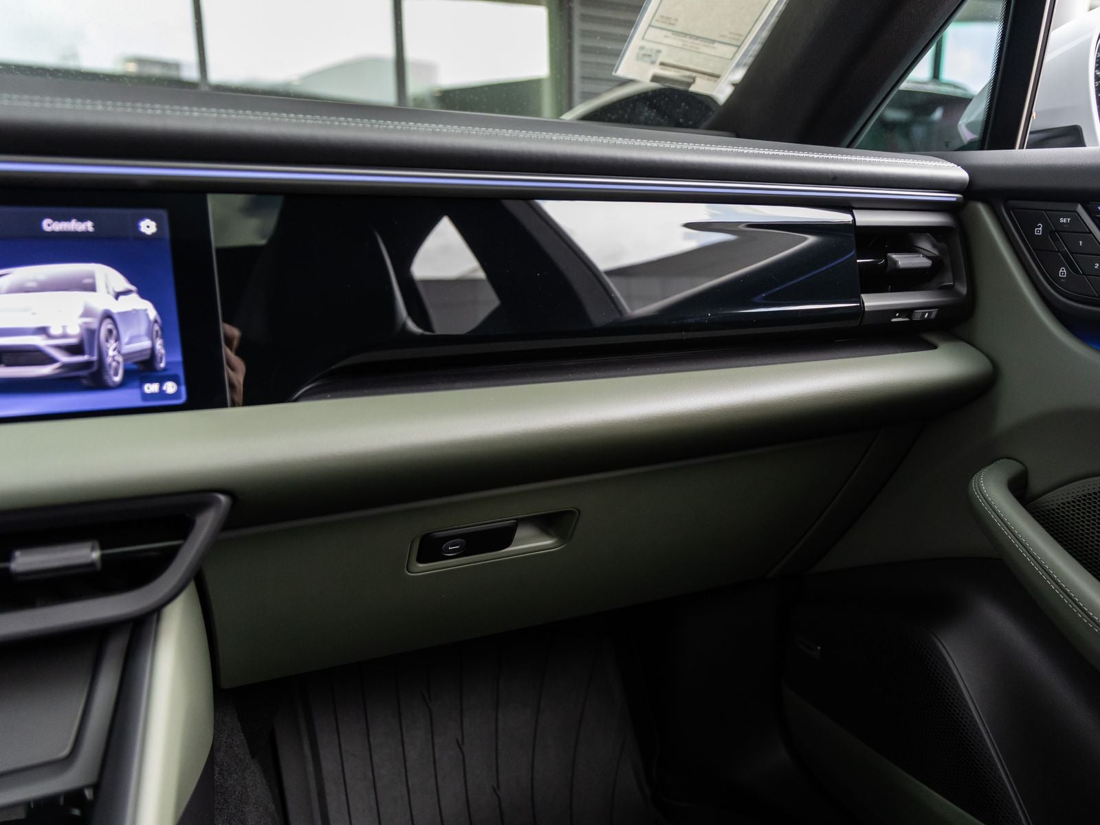 2025 Porsche Macan Electric Macan 4 Electric