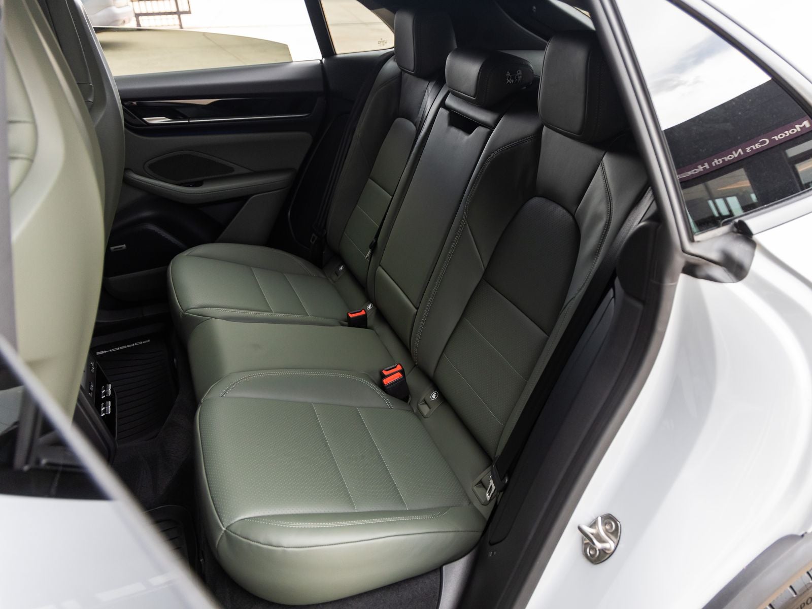 2025 Porsche Macan Electric Macan 4 Electric