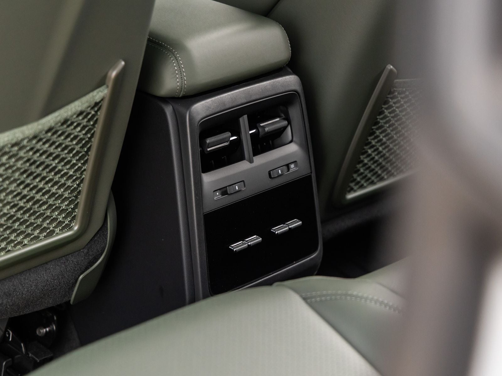 2025 Porsche Macan Electric Macan 4 Electric