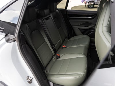 2025 Porsche Macan Electric Macan 4 Electric