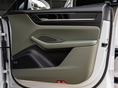 2025 Porsche Macan Electric Macan 4 Electric