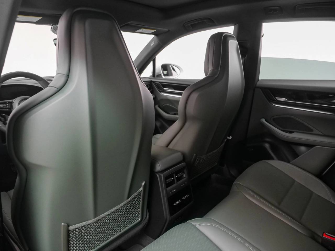 2025 Porsche Macan Electric Macan 4 Electric