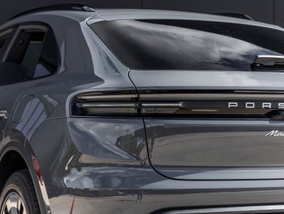 2026 Porsche Macan Macan 4 Electric
