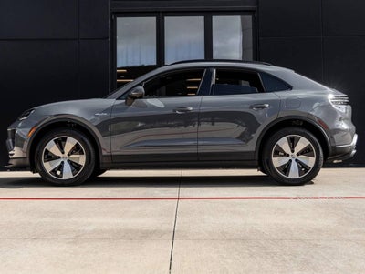 2026 Porsche Macan Macan 4 Electric