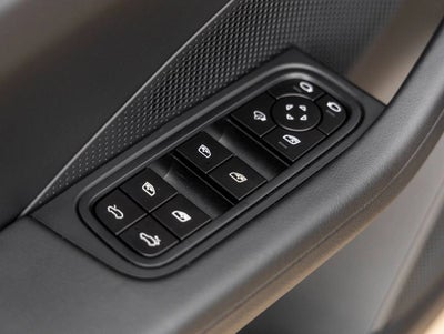 2026 Porsche Macan Macan 4 Electric