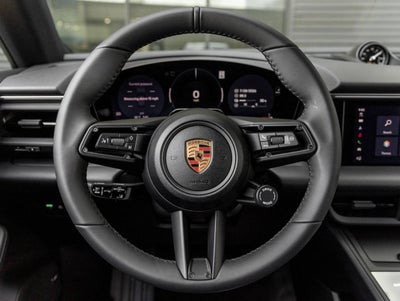 2026 Porsche Macan Macan 4 Electric