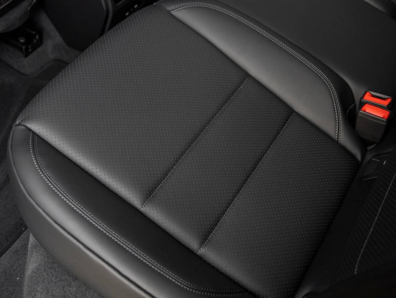 2026 Porsche Macan Macan 4 Electric