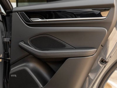 2026 Porsche Macan Macan 4 Electric