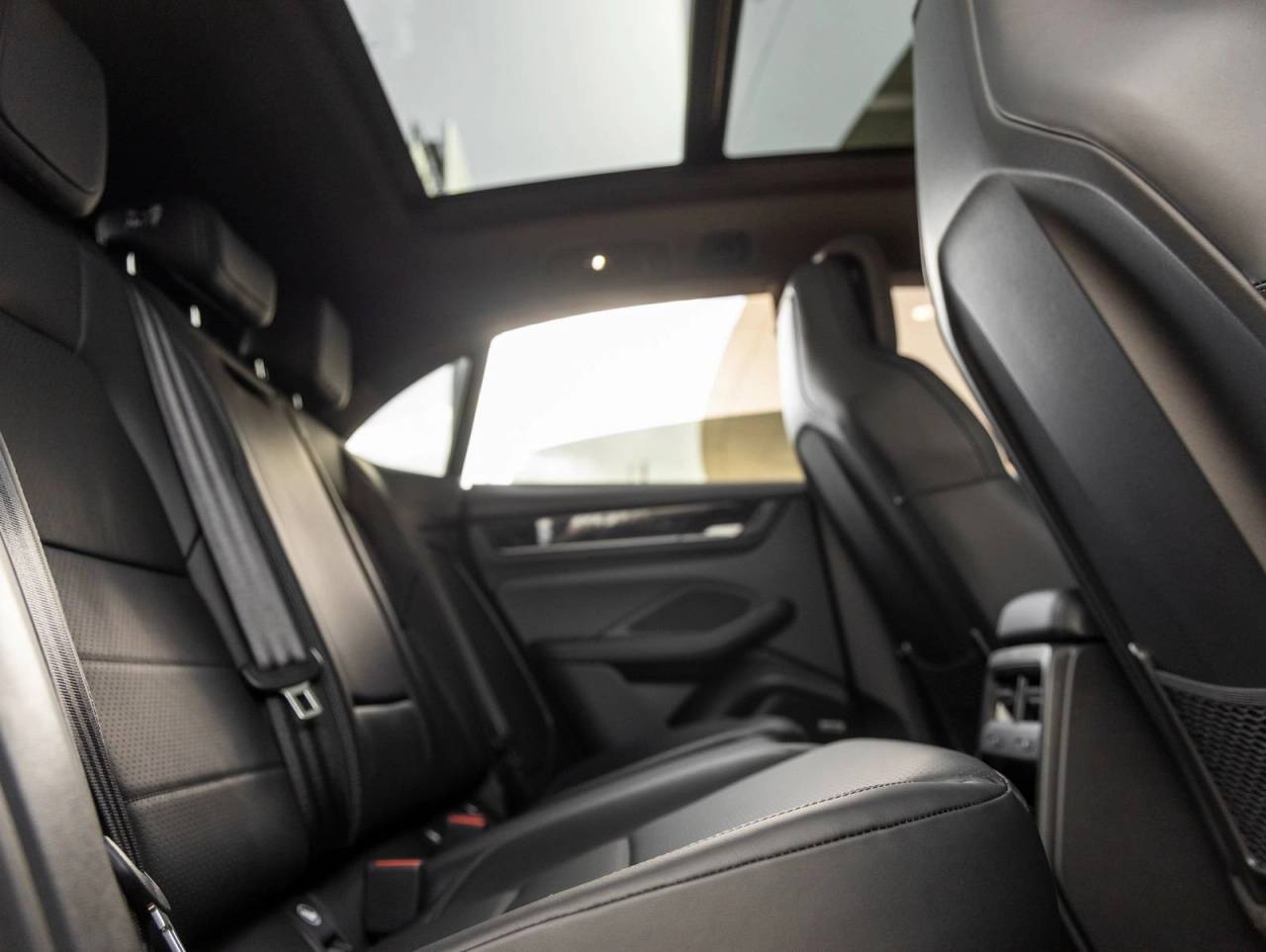 2026 Porsche Macan Macan 4 Electric
