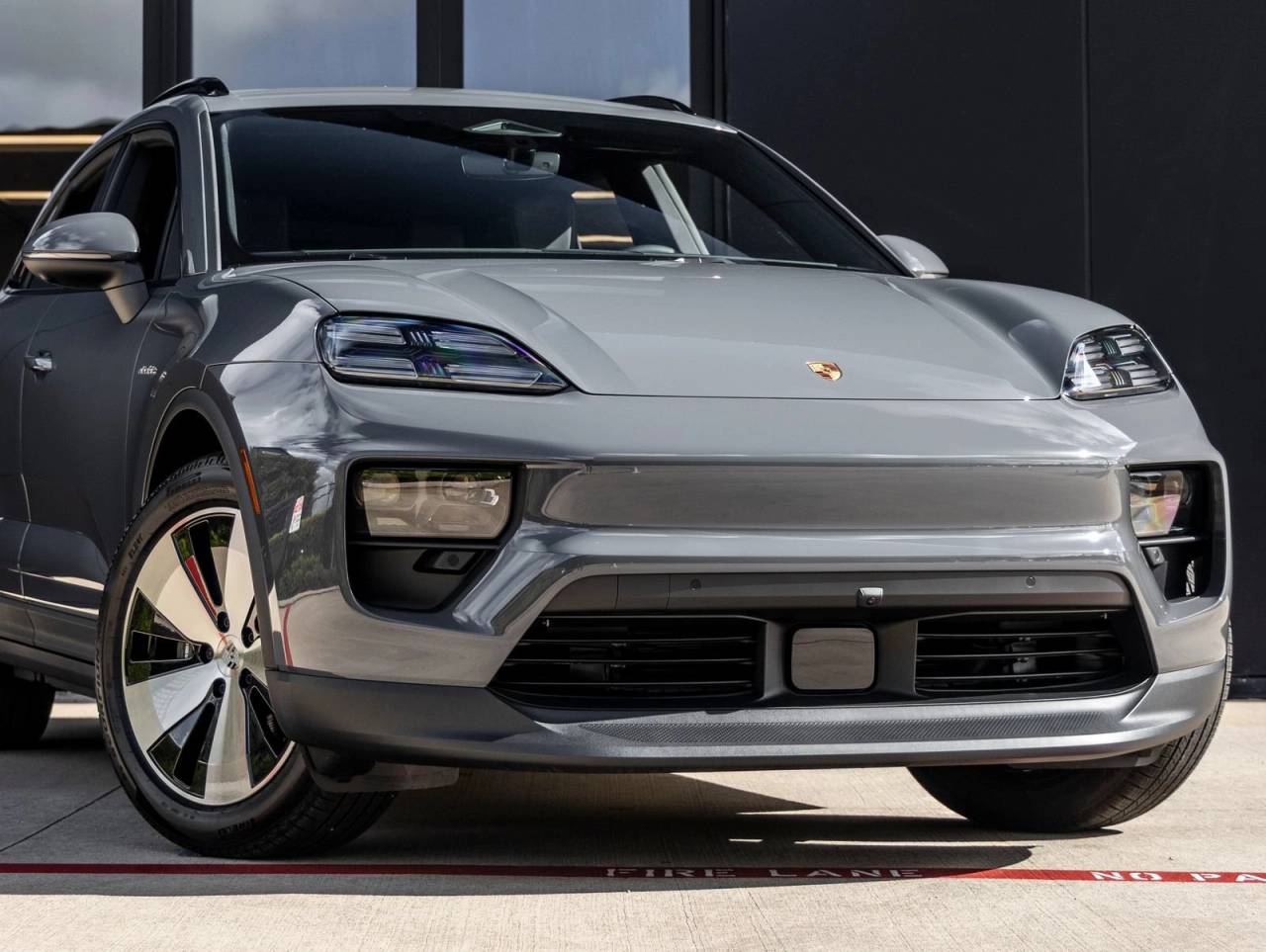 2026 Porsche Macan Macan 4 Electric