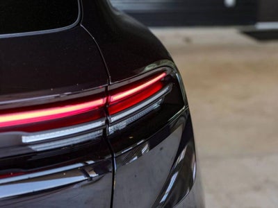 2025 Porsche Macan 4 Electric