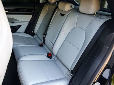 2025 Porsche Macan 4 Electric