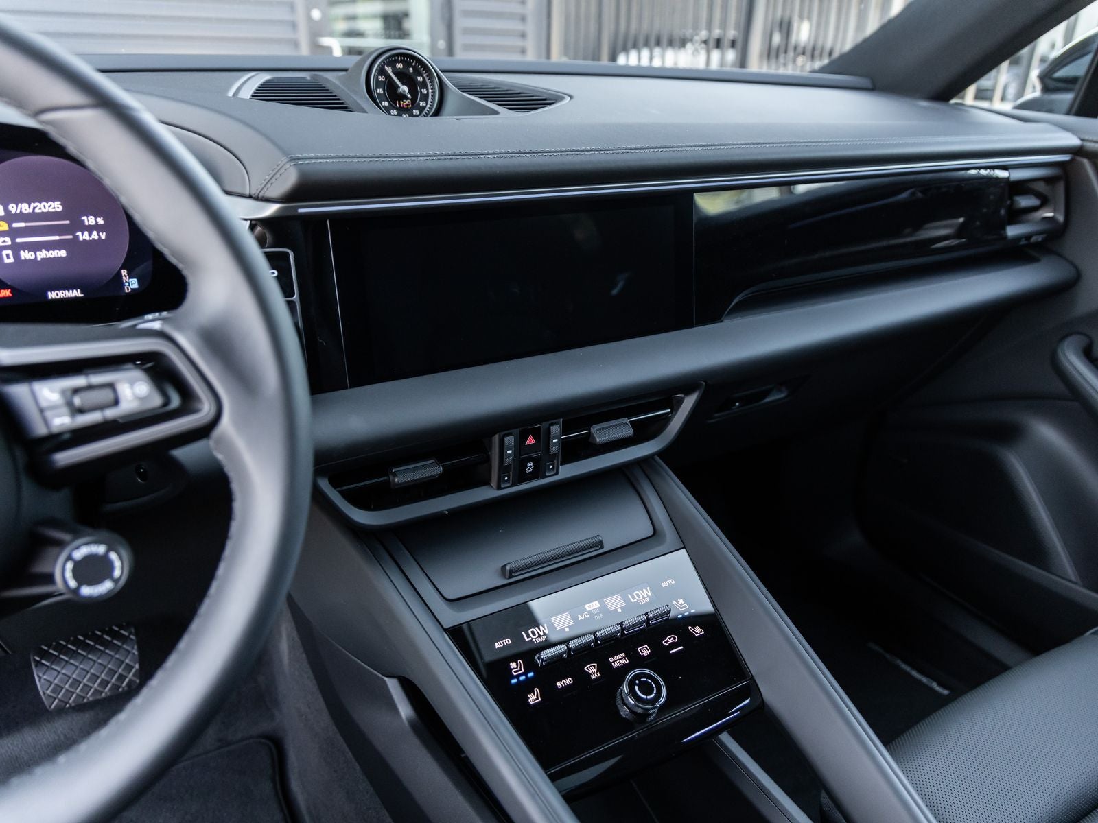 2025 Porsche Macan Electric Macan 4 Electric