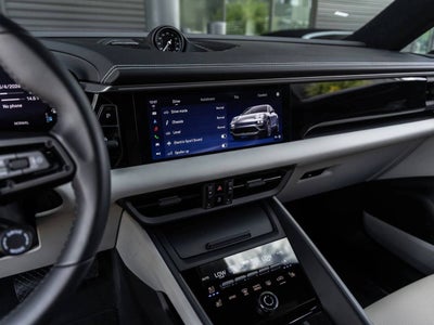 2025 Porsche Macan 4 Electric