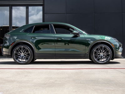 2025 Porsche Macan Electric Macan 4 Electric
