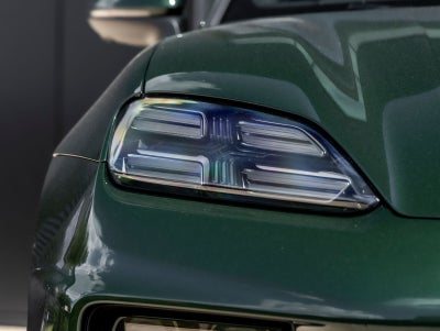 2025 Porsche Macan Electric Macan 4 Electric