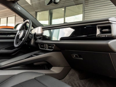 2025 Porsche Macan Electric Macan 4 Electric