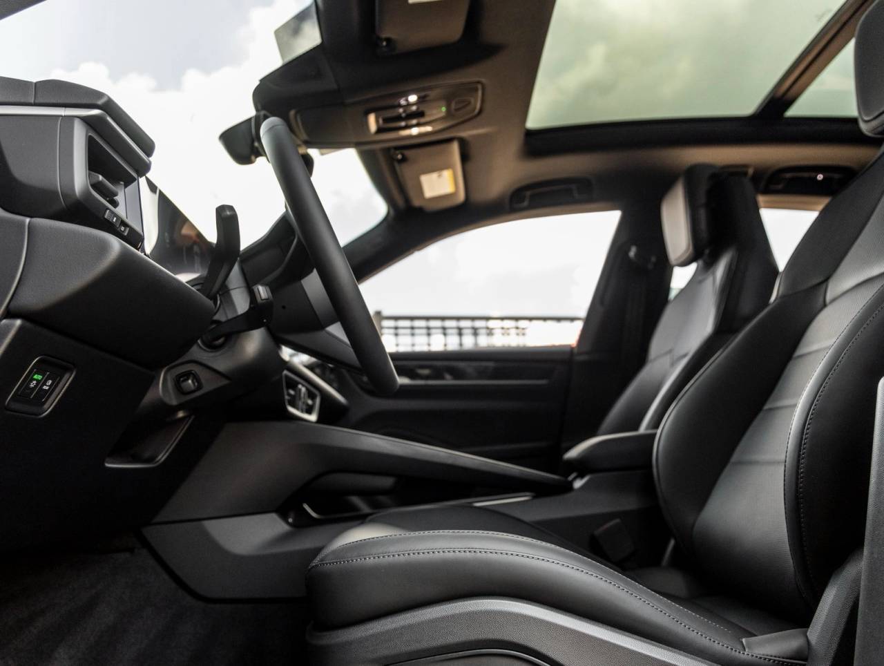 2025 Porsche Macan Electric Macan 4 Electric