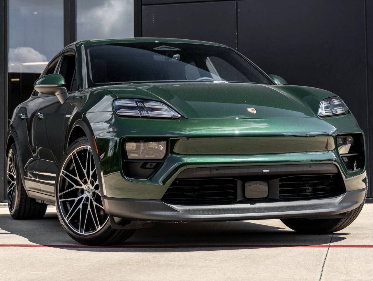 2025 Porsche Macan Electric Macan 4 Electric