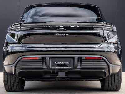 2025 Porsche Macan 4 Electric