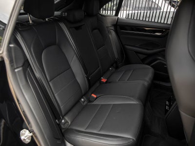2025 Porsche Macan 4 Electric