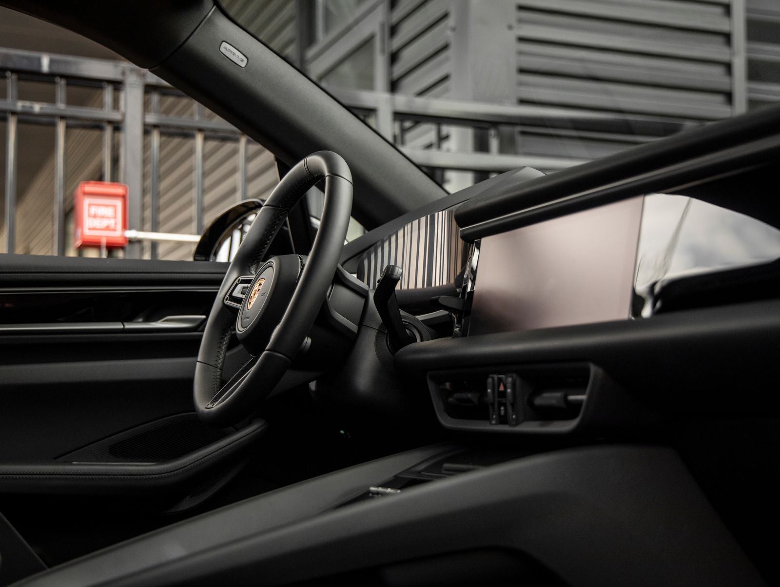 2025 Porsche Macan 4 Electric