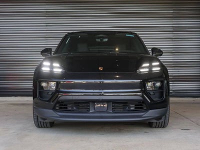 2025 Porsche Macan 4 Electric