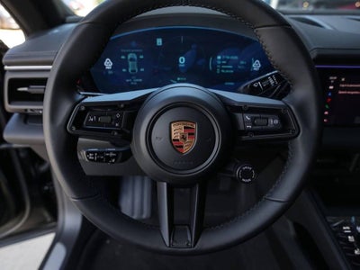 2025 Porsche Macan 4 Electric