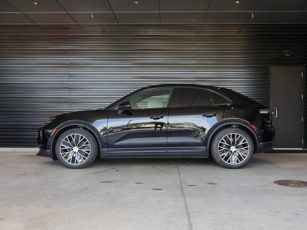 2025 Porsche Macan 4 Electric