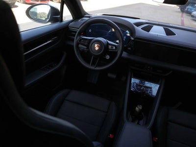 2025 Porsche Macan 4 Electric