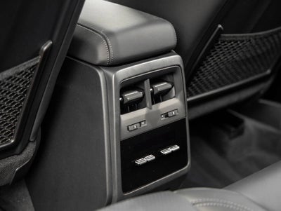 2025 Porsche Macan 4 Electric