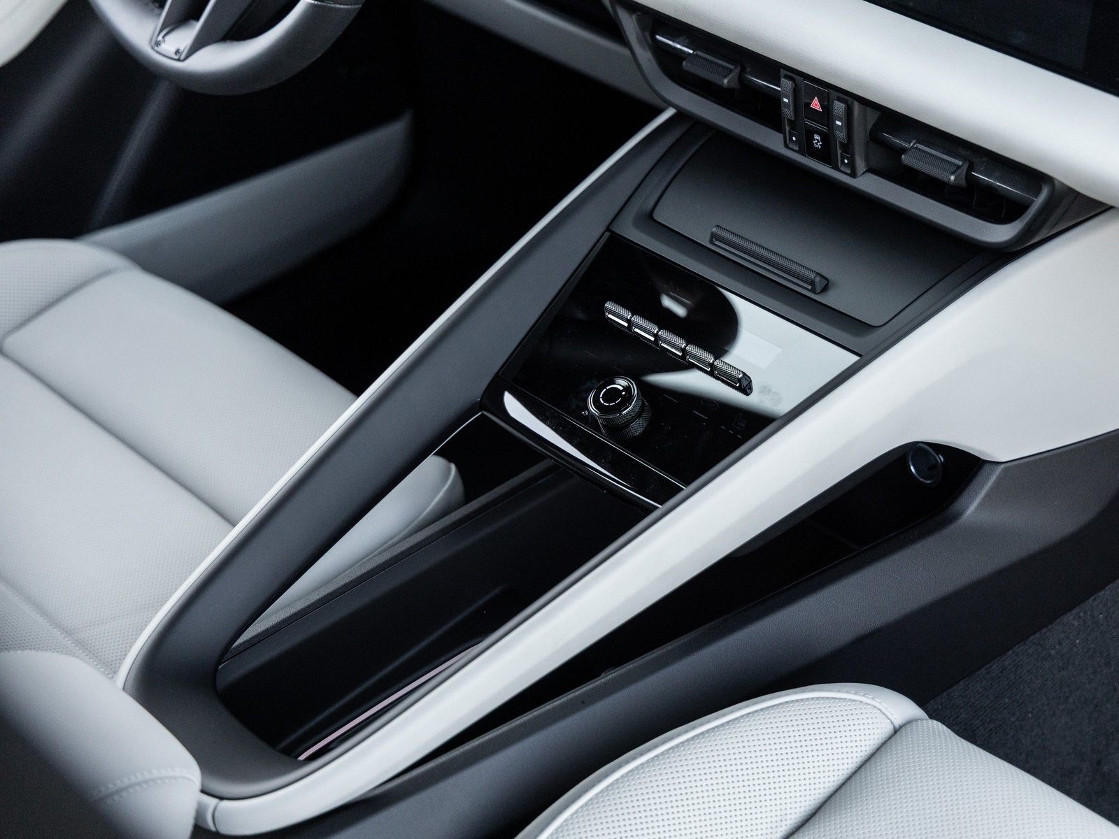 2025 Porsche Macan Electric Macan 4 Electric