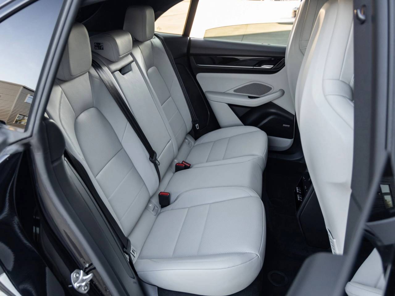 2025 Porsche Macan Electric Macan 4 Electric