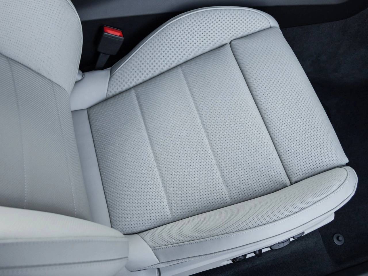 2025 Porsche Macan Electric Macan 4 Electric