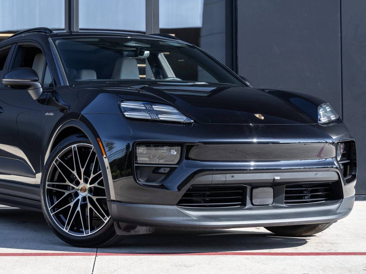 2025 Porsche Macan Electric Macan 4 Electric