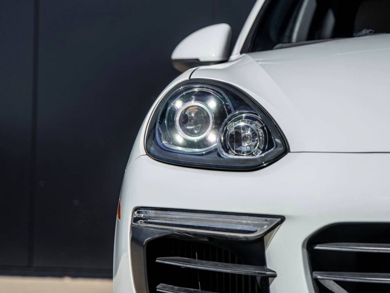 2017 Porsche Cayenne Cayenne S