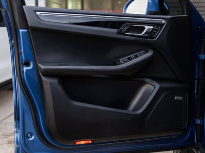 2018 Porsche Macan Macan S