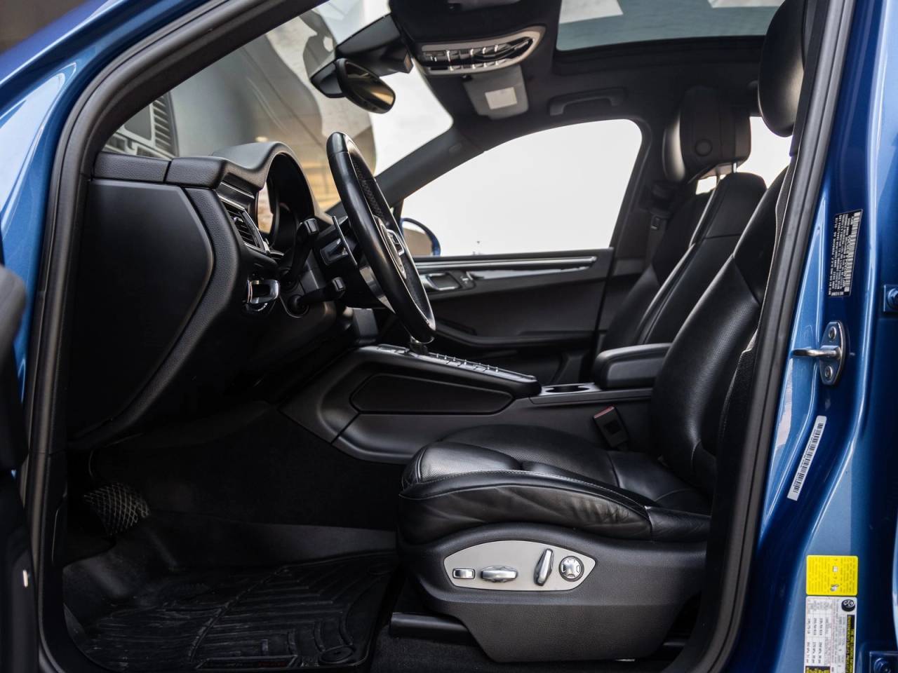 2018 Porsche Macan Macan S