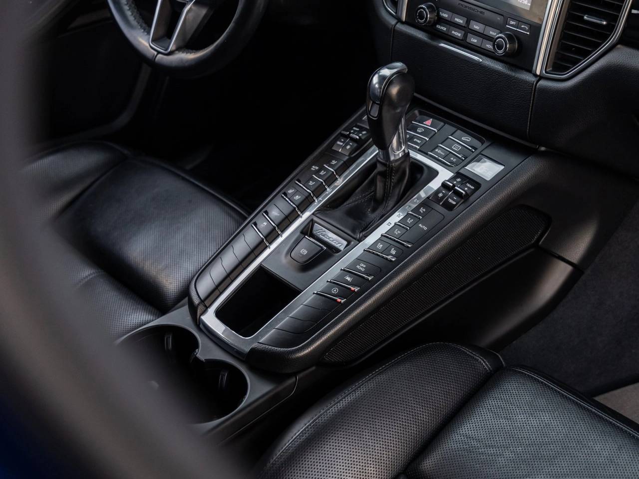 2018 Porsche Macan Macan S